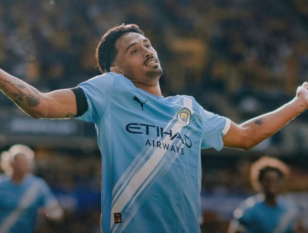 Tijjani Reinders Shines on Premier League Debut as Haaland Extends Opening Day Streak