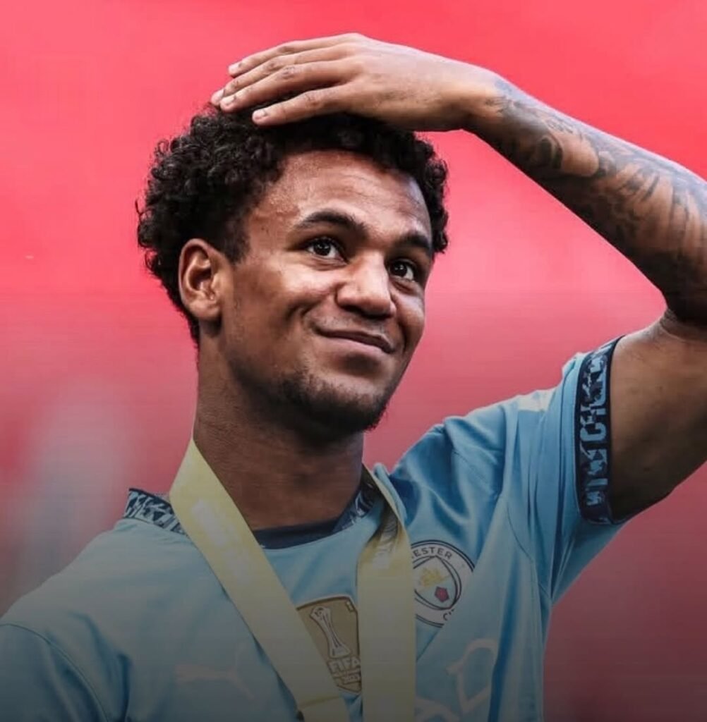Oscar Bobb Could Consider January Exit as Manchester City Weigh Squad Changes Ahead of 2026